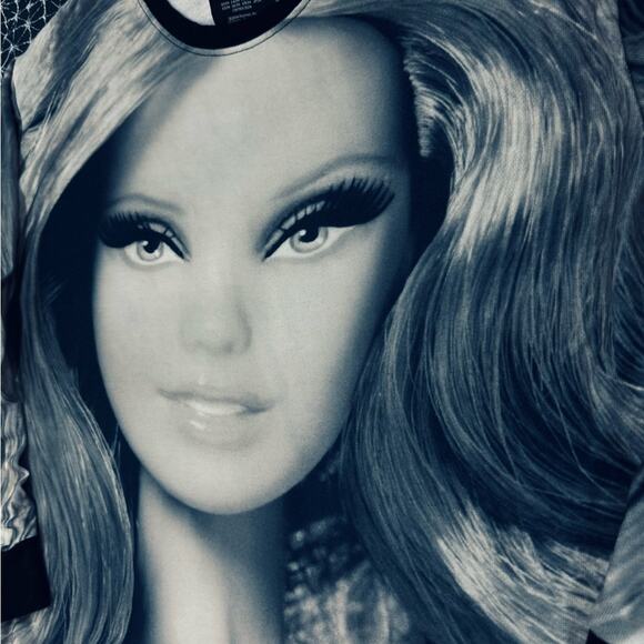 BARBIE 2014 Mattel Forever 21 Medium Pullover - Picture 11 of 11